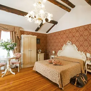 Palazzo Guardi *** Velence