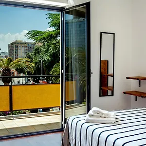B&B Travel ***