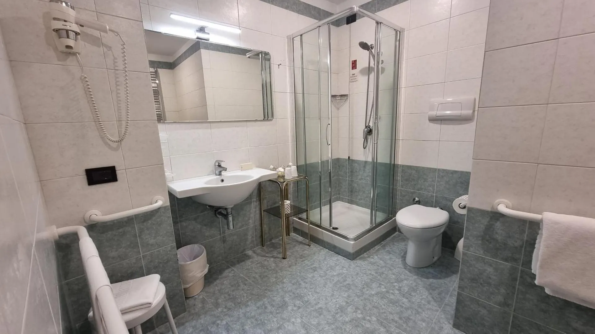 ***  Hotel Carlton Capri Venise Italie